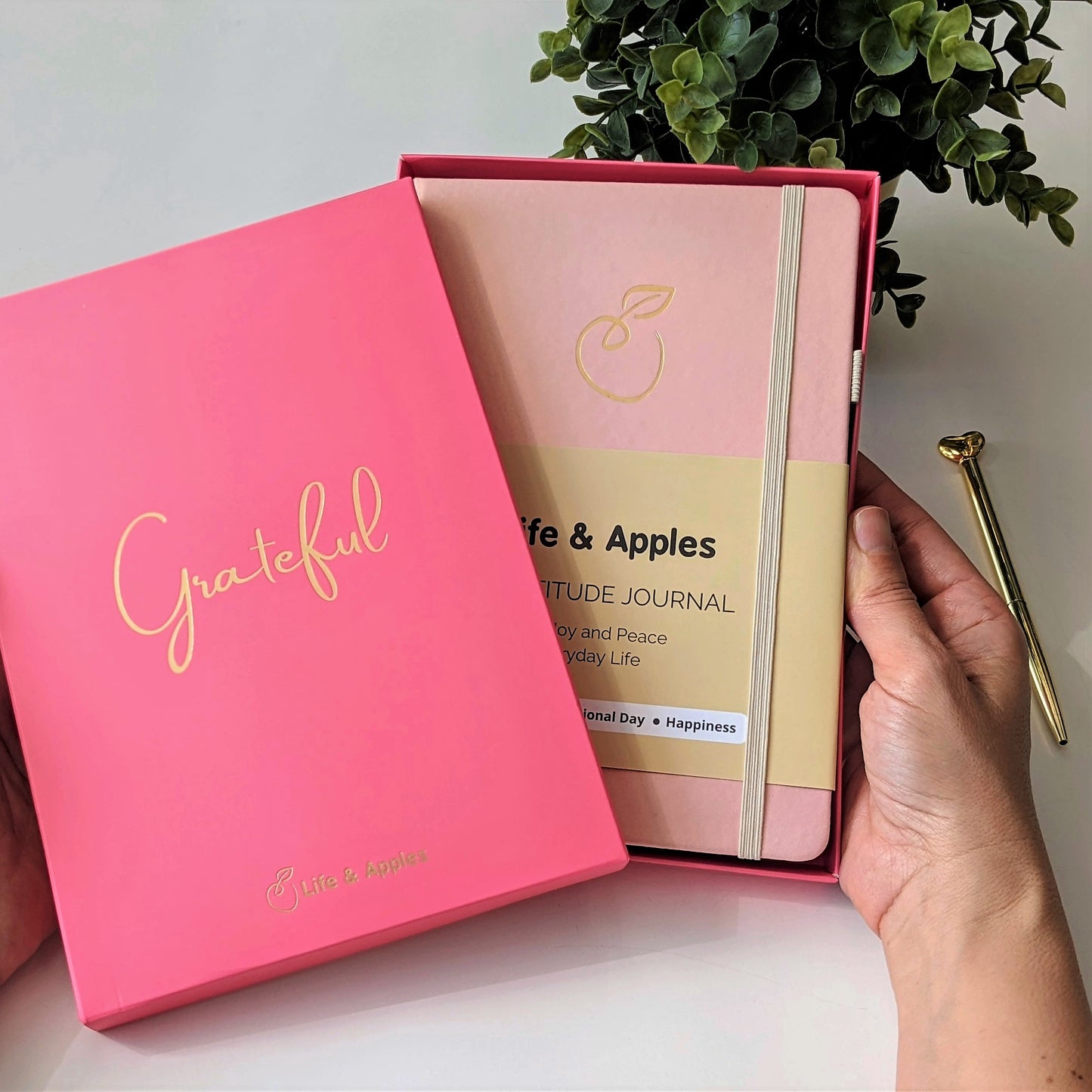 The Gratitude Journal - Life & Apples